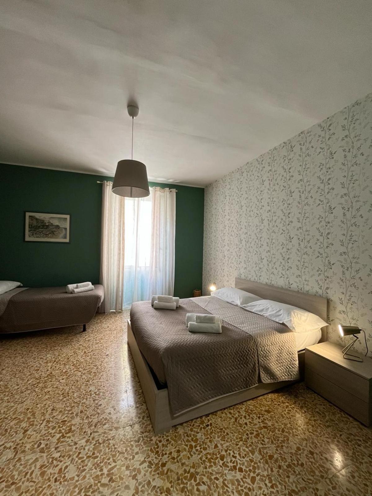 צ'יוויטווקיה Luna Apartment מראה חיצוני תמונה
